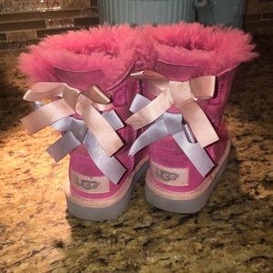 Ugg Bailey Bow Toddler Size 6 Boots